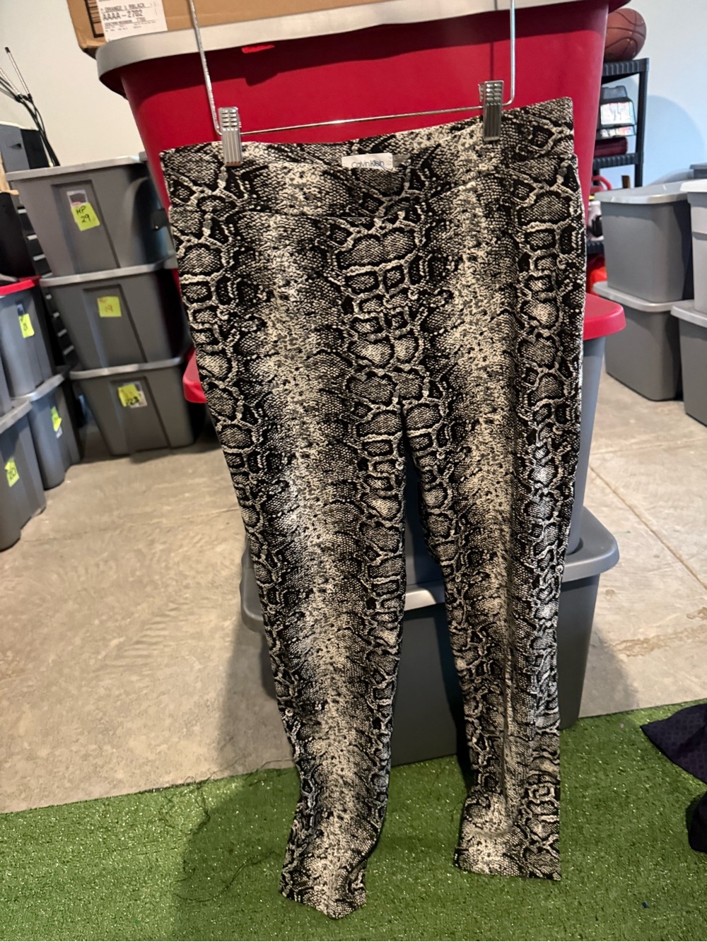 Snake Print Reptile Leggings - Black/White 101